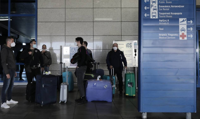 Πώς θα έρχονται στην Ελλάδα οι ταξιδιώτες από χώρες της νότιας Αφρικής