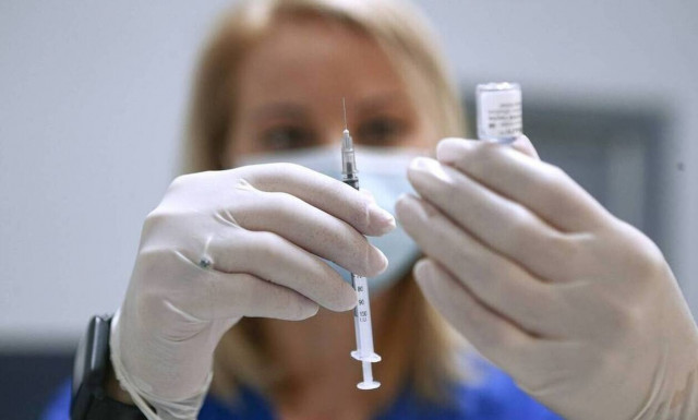 Σαρηγιάννης για μετάλλαξη από τη Μποτσουάνα: Απαραίτητη η τρίτη δόση για την αύξηση της άμυνας