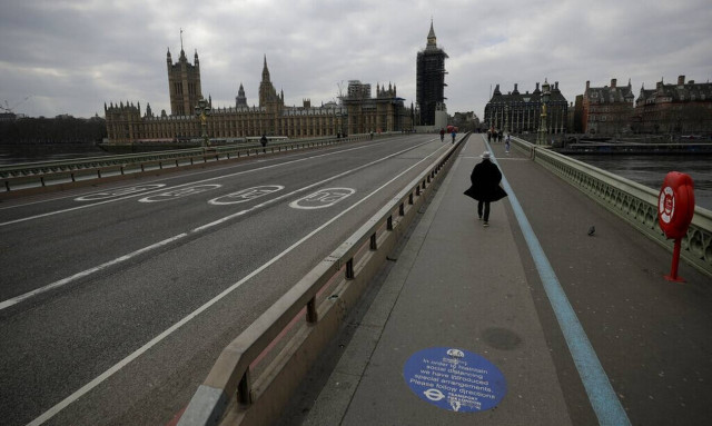 Κορονοϊός στη Βρετανία: Τα κρούσματα ξεπέρασαν τα 10 εκατομμύρια - Σχεδόν 145.000 οι θάνατοι