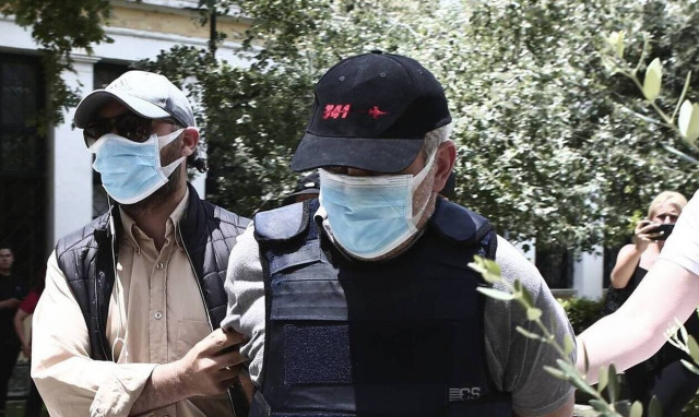 Δίκη ψευτογιατρού: Συγκλονίζει η μητέρα του 16χρονου - «Εμπιστεύτηκα τη ζωή του σε έναν δολοφόνο»