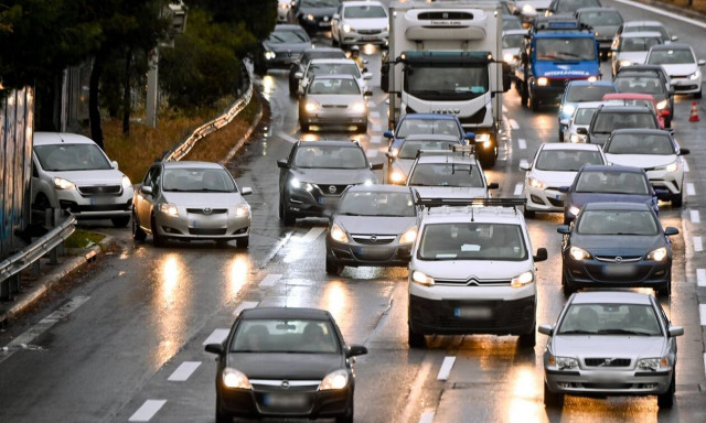 Τέλη κυκλοφορίας 2022: Ποιοι καλούνται να τα πληρώσουν διπλάσια