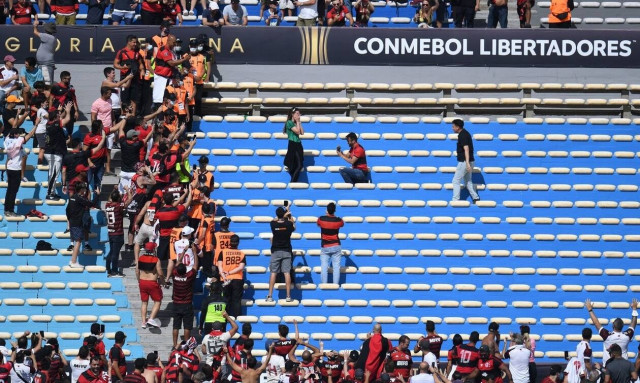 Copa Libertadores: Πρόταση γάμου στον τελικό! Παλμέιρας η νύφη, Φλαμένγκο ο γαμπρός (vids+pic)