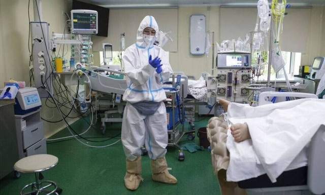 Κορονοϊός: Εφιαλτική πρόβλεψη Τζανάκη - «Τα Χριστούγεννα θα φτάσουμε τους 20.000 νεκρούς»