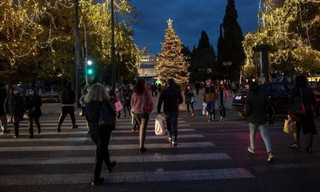 Greece confirms 3,823 new coronavirus infections, 96 deaths, 647 on ventilators in the last 24h