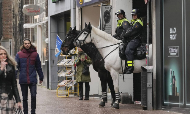 Μετάλλαξη «Όμικρον» - Ολλανδία: 13 κρούσματα από τις επίμαχες πτήσεις