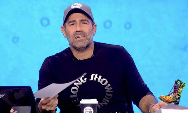 Ράδιο Αρβύλα: Αυτό είναι το βίvτεο – πρόκληση που εξόργισε τον ΣΚΑΪ και έστειλε εξώδικο στον Κανάκη