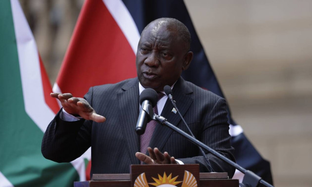 Μετάλλαξη Όμικρον: Έκκληση του προέδρου της Νότιας Αφρικής να μην κλείνουν τα σύνορα