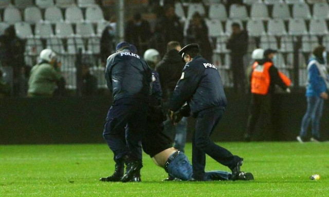 ΠΑΟΚ – Άρης: Συλλήψεις οπαδών μέσα στο γήπεδο για τα επεισόδια