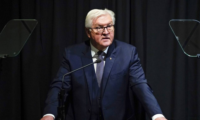 Γερμανία: Ο πρόεδρος Σταϊνμάιερ καλεί τους πολίτες να τηρούν τους κανόνες και να εμβολιαστούν