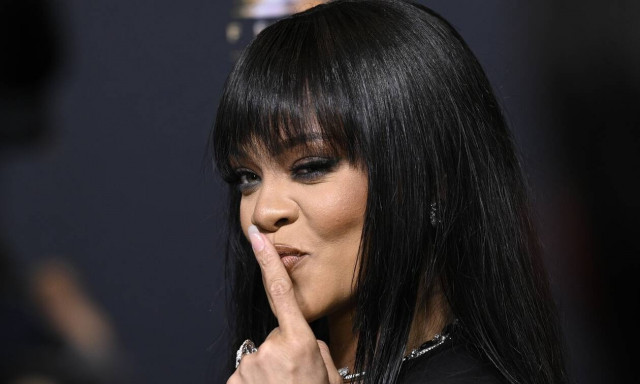 Mπαρμπέιντος: Η λαμπερή τελετή με την εθνική σταρ Ριάνα για το «διαζύγιο» με τη βασίλισσα Ελισάβετ