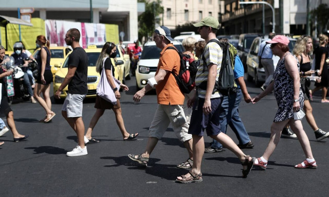 Θετικοί στο παραλλαγμένο στέλεχος «Όμικρον» του κορονοϊού βρέθηκαν τέσσερις εμβολιασμένοι στη Γερμανία 