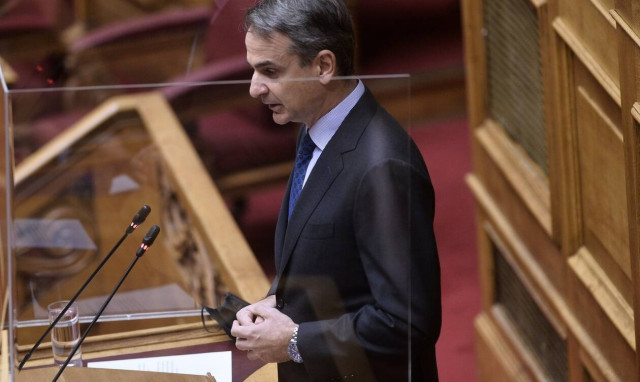 Υποχρεωτικός εμβολιασμός: Παρέμβαση Μητσοτάκη στη Βουλή