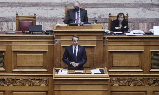 Άγριος «καυγάς» Μητσοτάκη - Πολάκη στη Βουλή (vid)