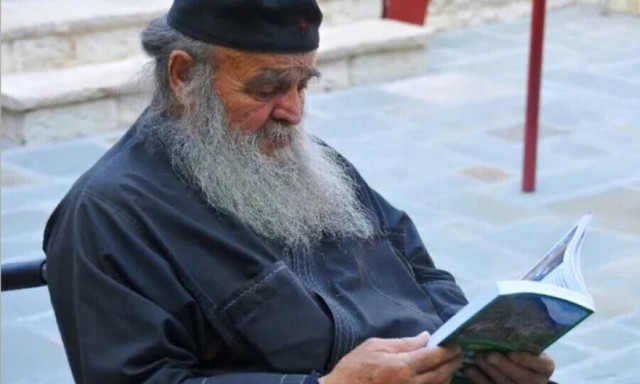 Ιωάννινα: Εκοιμήθη η πλέον εμβληματική μορφή των Ιωαννίνων, ο ιερομόναχος Αθανάσιος Χατζής