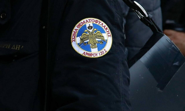 Θεσσαλονίκη: Πολίτες υποδύθηκαν τους αστυνομικούς και έκαναν έλεγχο σε χώρο διενέργειας rapid test