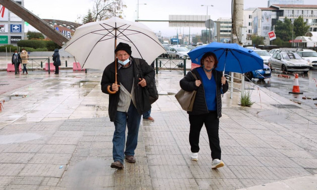Καιρός – Μαρουσάκης: Θερμοκρασιακή αναστροφή σήμερα, καταιγίδες στο τέλος της εβδομάδας