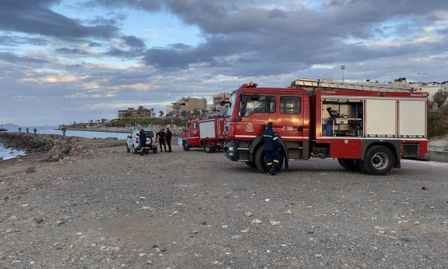 Ηράκλειο: Μεγάλη κινητοποίηση για άνδρα που έπεσε στα βράχια