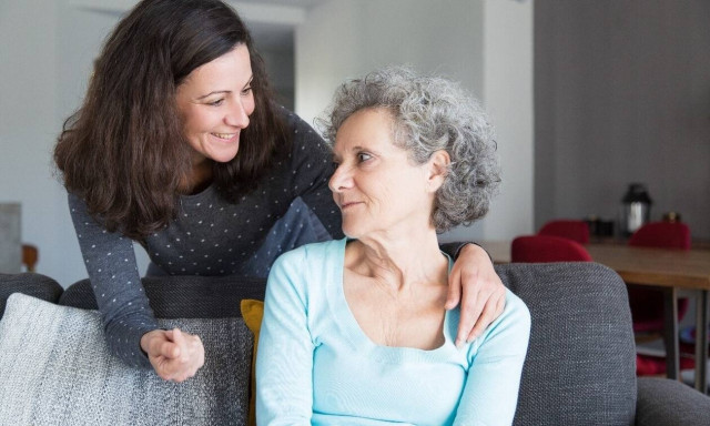 Σύλλογος ΚΕΦΙ για τους φροντιστές ασθενών με καρκίνο: Είναι αφανείς ήρωες, χρειάζονται στήριξη