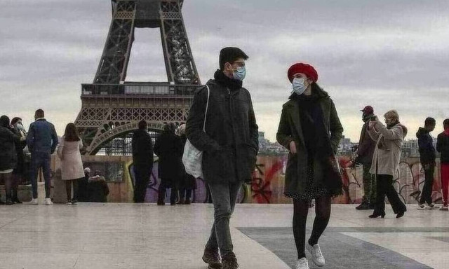 Γαλλία - Κορονοϊός: Κρούσμα της μετάλλαξης Όμικρον βρέθηκε και στο Παρίσι