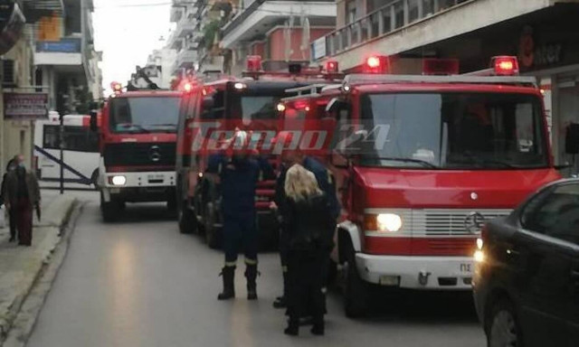 Τραγωδία στην Πάτρα: Νεκρή γυναίκα έπειτα από φωτιά σε διαμέρισμα (pics)