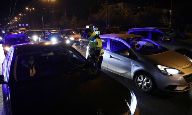 Κίνηση στους δρόμους: Μποτιλιάρισμα τώρα στον Κηφισό - Ακινητοποιημένο ένα φορτηγό