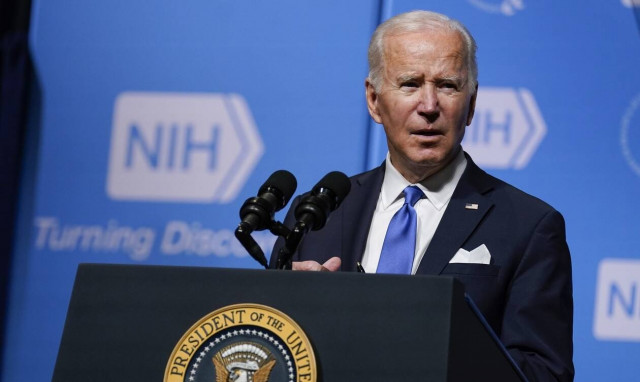 ΗΠΑ: Ο Τζο Μπάιντεν απευθύνει έκκληση να ξεπεραστούν οι πολιτικές διαιρέσεις στη μάχη κατά της Covid