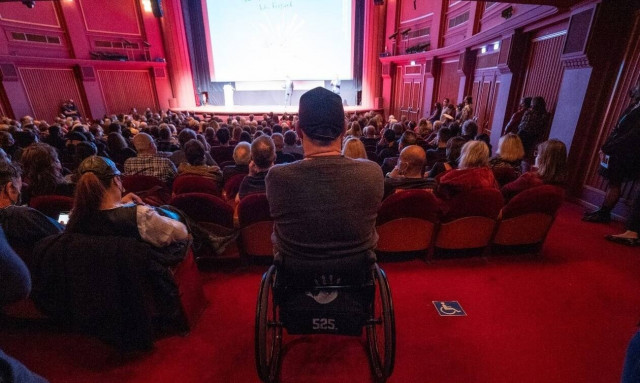 Παγκόσμια Ημέρα Ατόμων με Αναπηρία: Κάνοντας πραγματικότητα την ισότιμη πρόσβαση στον πολιτισμό