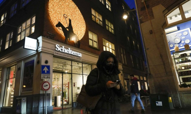 Ολλανδία: Επιβάτες από τη Νότια Αφρική αποδείχθηκε πως είχαν Covid, παρά το ότι είχαν αρνητικό τεστ