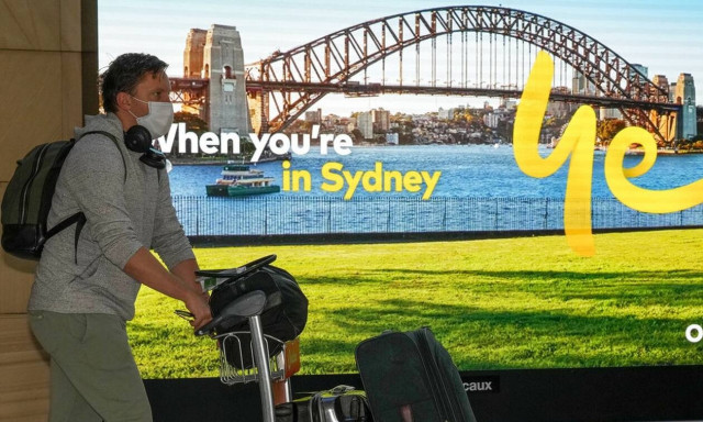 Αυστραλία: Εξαπλώνεται η μετάλλαξη «Όμικρον» - Κινδυνεύει το σχέδιο για το άνοιγμα της οικονομίας