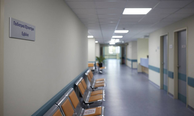 Έρευνα: Τα «αντανακλαστικά» του ΕΣΥ στην αντιμετώπιση της πανδημίας - «Πολλά τεστ στην Ελλάδα»