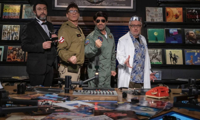 Ένα ξεχωριστό αφιέρωμα από το «VINYΛΙΟ» με σχεδόν 2.000.000 τηλεθεατές (videos)