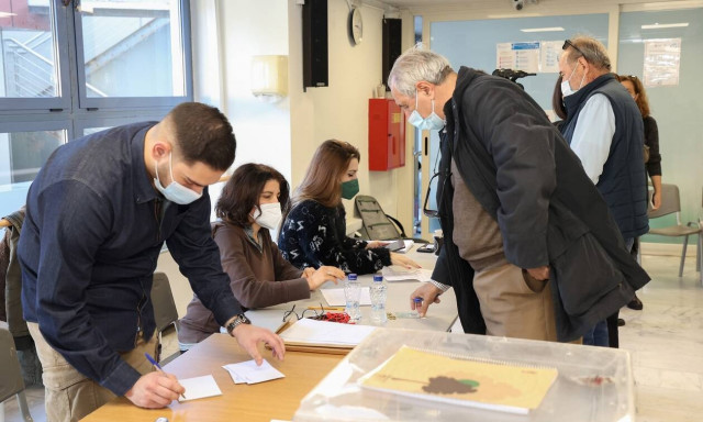 Εκλογές ΚΙΝΑΛ: «Πράσινο φως» για παράταση έως τις 20:00 - Έσπασε το ρεκόρ συμμετοχής του 2017