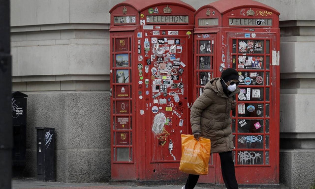 Βρετανία-κορονοϊός: Αρνητικό τεστ πριν από την αναχώρηση θα πρέπει να παρουσιάζουν οι επισκέπτες