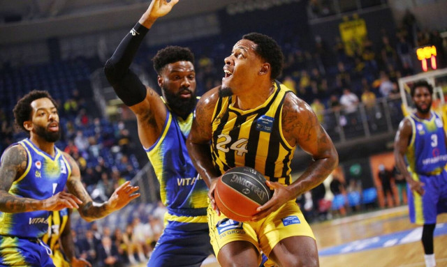 Basket League: Τρίτη σερί νίκη ο Άρης, «περίπατο» ο Κολοσσός - Τα highlights κι η βαθμολογία (vids)