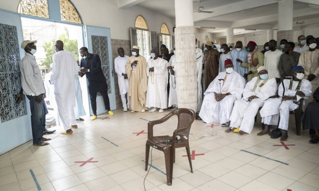 Mετάλλαξη Όμικρον: Εντοπίστηκε το πρώτο κρούσμα στη Σενεγάλη