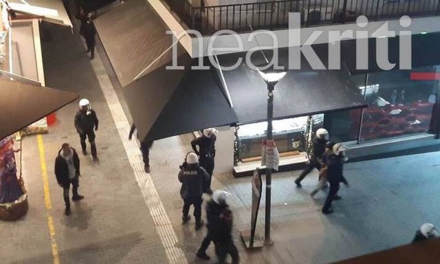 Επέτειος Γρηγορόπουλου: Επεισόδια μικρής έντασης στο Ηράκλειο (vid)