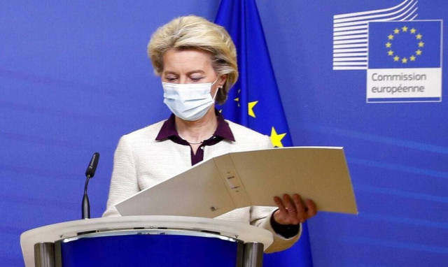 Ούρσουλα φον ντερ Λάιεν: Στόχος της ΕΕ να εμβολιαστεί το  70% του πληθυσμού έως τα μέσα του 2022