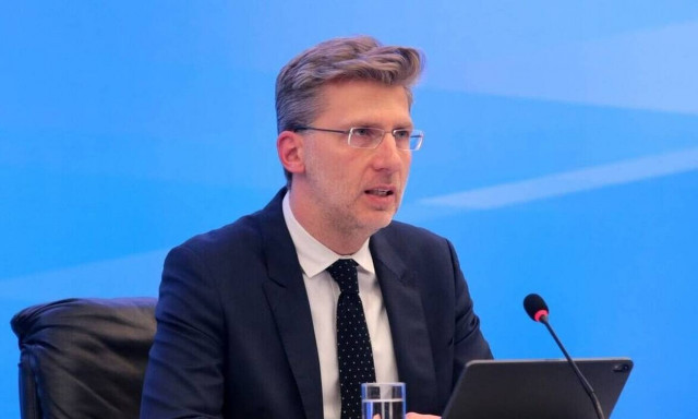 Σκέρτσος: Έχουν κλειστεί 60.000 ραντεβού στις ηλικίες άνω των 60 ετών