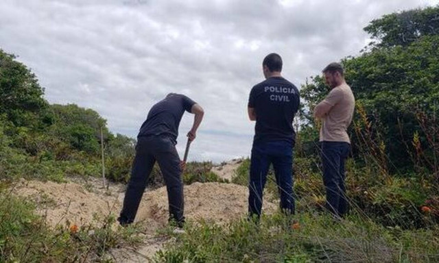 Βραζιλία: Άγρια δολοφονία 21χρονης - Την έβαλαν να σκάψει τον ίδιο της τον τάφο