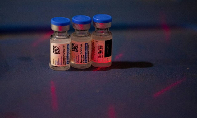 Αναμνηστική δόση με Johnson & Johnson μετά από εμβόλιο Pfizer - Τα αποτελέσματα νέας μελέτης