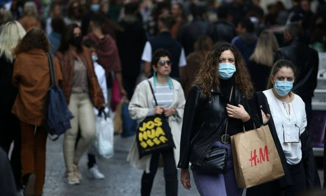 Κορονοϊός - Η γεωγραφική κατανομή των 7.009 νέων μολύνσεων: 2.156 στην Αθήνα - 1.048 στη Θεσσαλονίκη