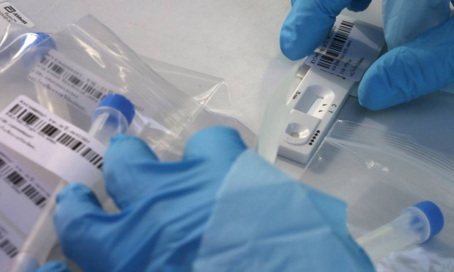 Μετάλλαξη όμικρον Φάουτσι