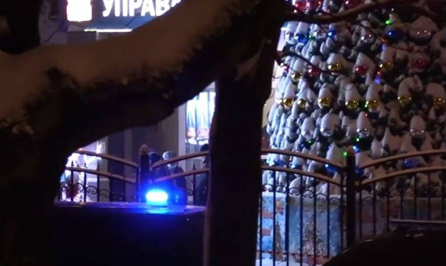 Ρωσία: Άνδρας άνοιξε πυρ σε ΚΕΠ στη Μόσχα - Δυο νεκροί και τέσσερις τραυματίες (vid)