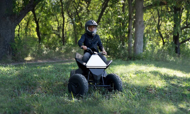 Ένα Tesla διαφορετικό από τα άλλα