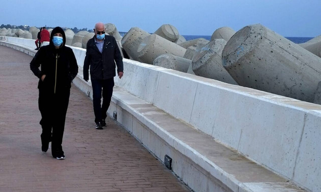 Κορονοϊός στην Κύπρο: Τρεις θάνατοι και 576 νέα κρούσματα ανακοινώθηκαν την Τετάρτη (8/12)