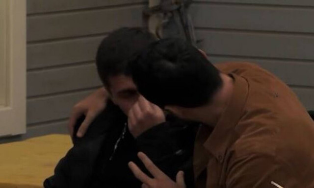 Η Φάρμα: Εκτός παιχνιδιού ο Σταμάτης Γαρδέλης – Έβαλε τα κλάματα ο Κουτσαβάκης (videos)