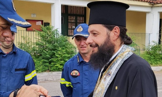 Θλίψη στην Εύβοια: Iερέας, πατέρας πέντε παιδιών, κατέληξε από κορονοϊό