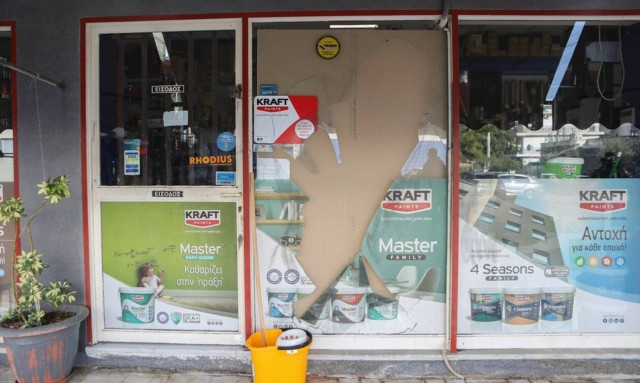 Έγκλημα στη Γλυφάδα: Καρέ - καρέ η στιγμή της δολοφονίας του 66χρονου