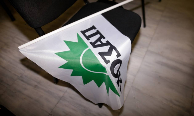 Ο εσωκομματικός εμφύλιος στο ΠΑΣΟΚ, οι ευθύνες των ιστορικών στελεχών και η επόμενη μέρα