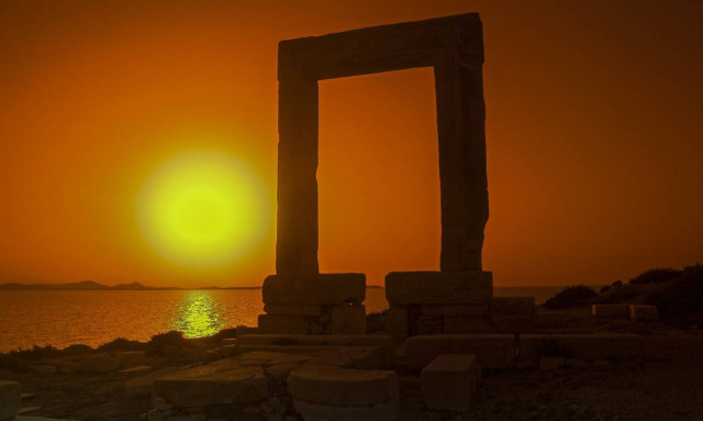 Nάξος και Σίφνος στους ξεχωριστούς προορισμούς του κόσμου, σύμφωνα με τους Ελβετούς